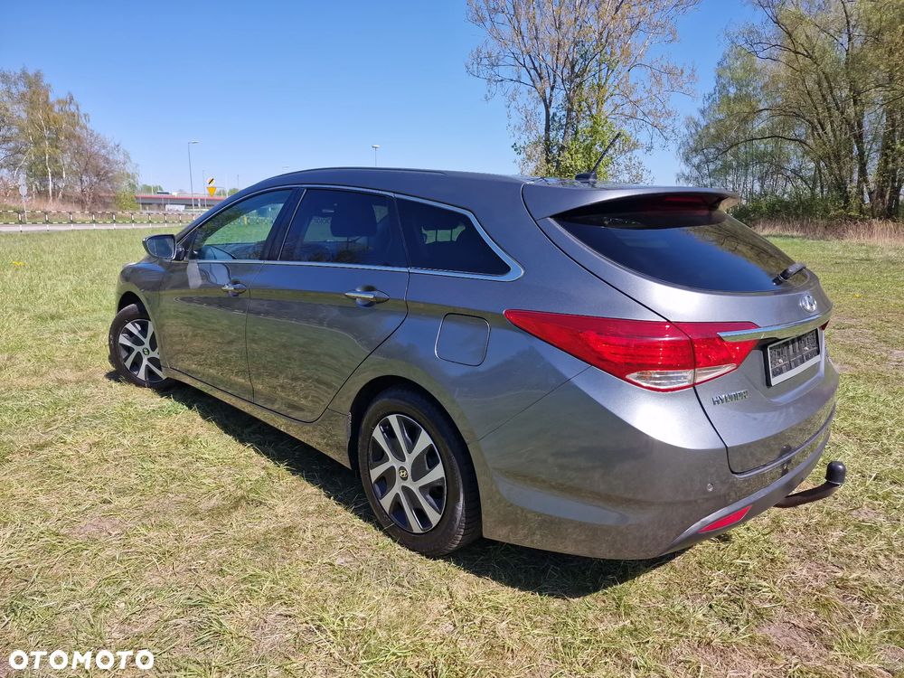 Hyundai i40 2.0 Premium - 25