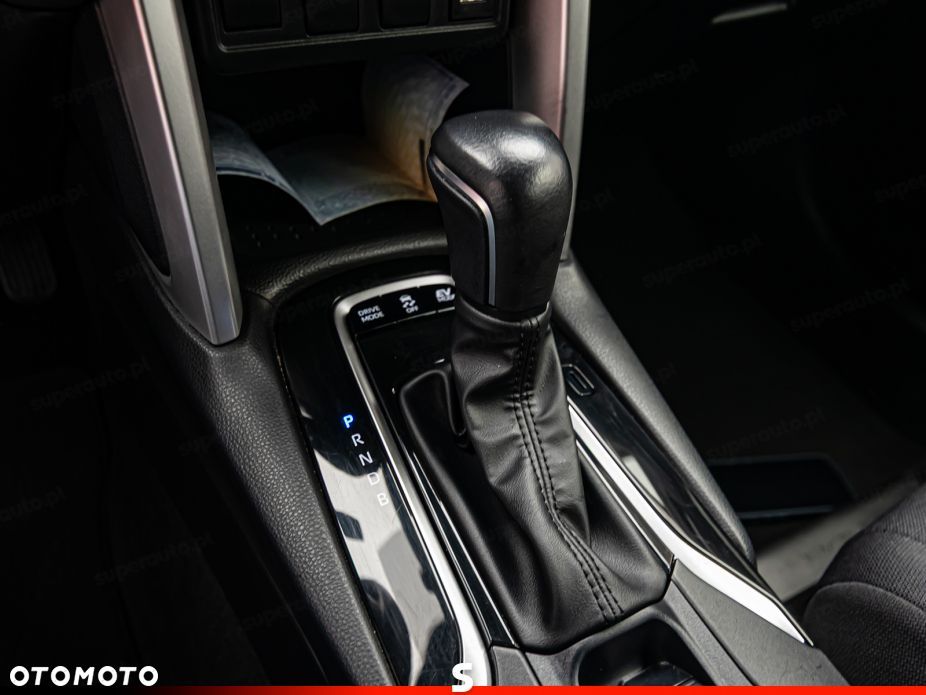 Toyota Corolla Cross 2.0 Hybrid Comfort - 20