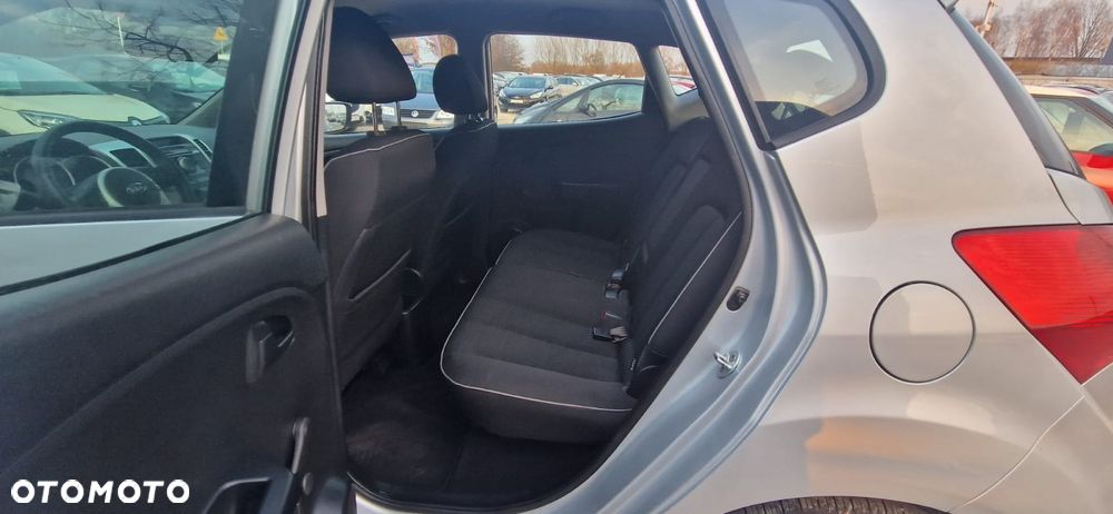 Kia Venga 1.4 CVVT Attract - 23