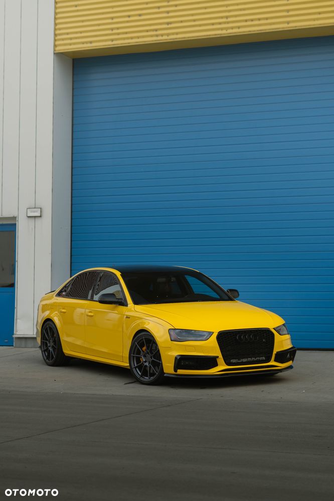 Audi A4 Limousine - 16