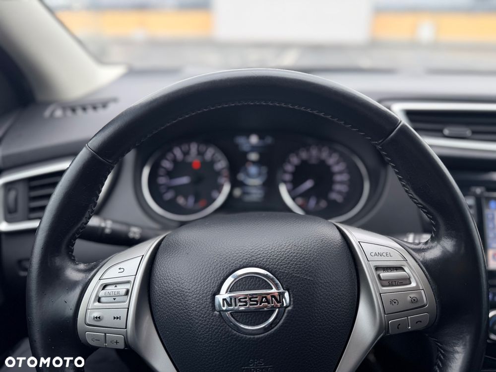 Nissan Qashqai 1.2 DIG-T Acenta Xtronic EU6 - 23