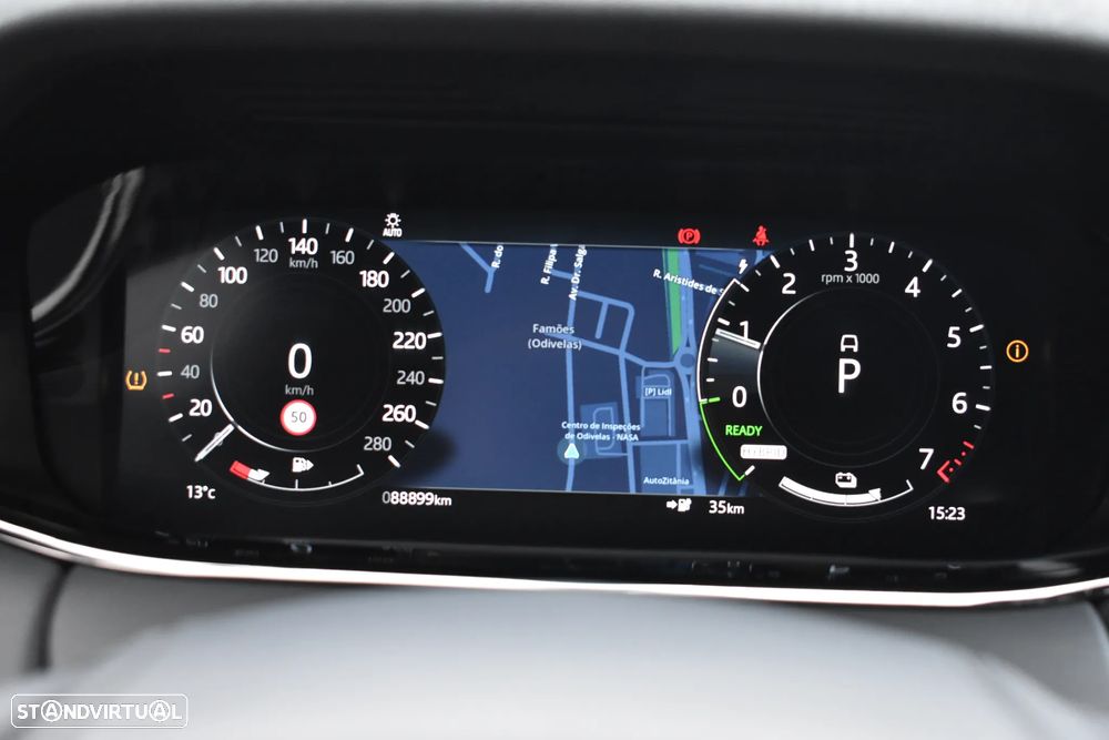 Land Rover Range Rover Evoque P300e R-Dynamic HSE - 40