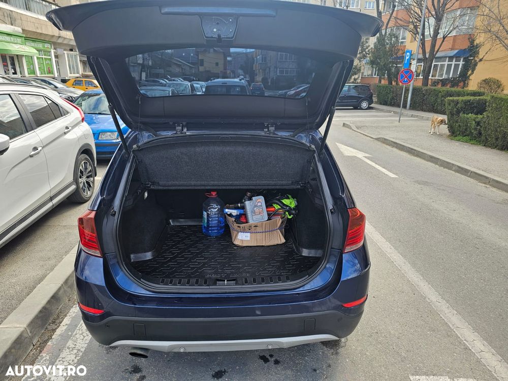 BMW X1 xDrive20d - 8