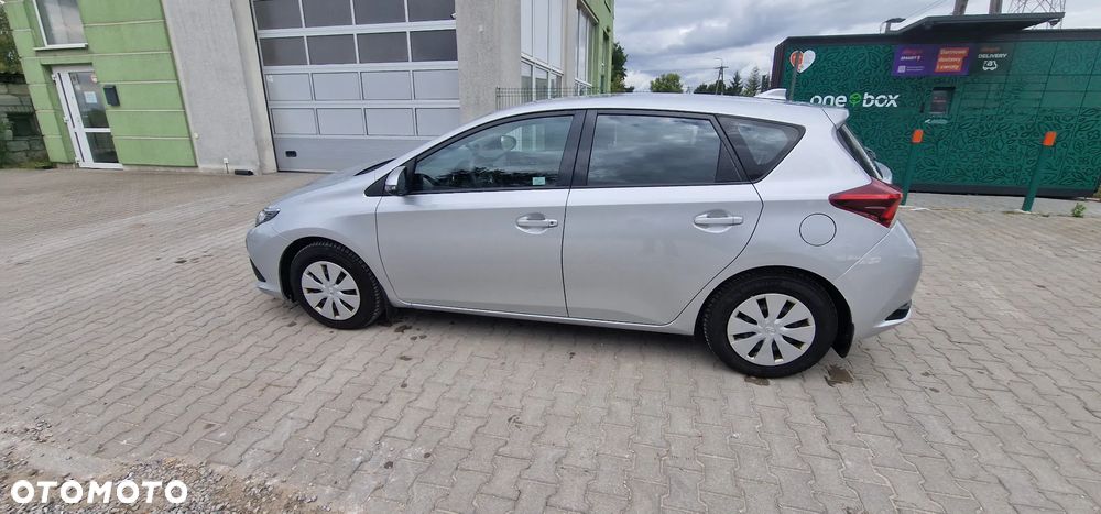 Toyota Auris 1.6 Active - 9