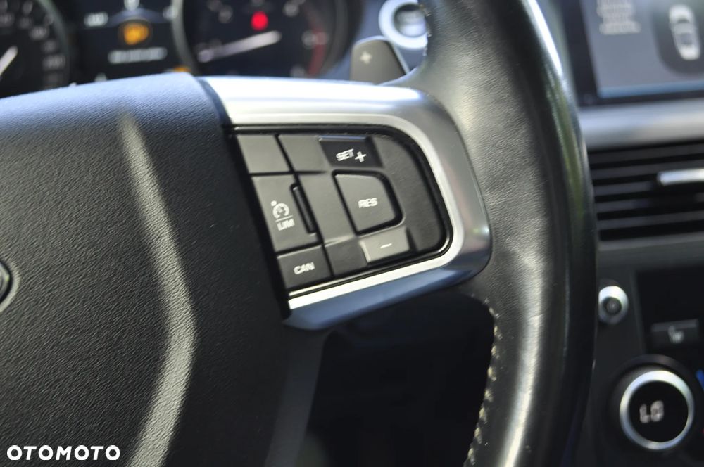 Land Rover Discovery Sport D150 R-Dynamic - 11