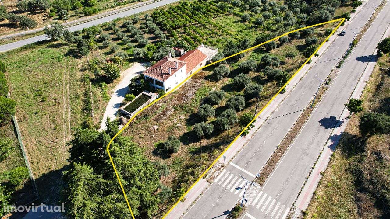 Terreno - Grande imagem: 3/4