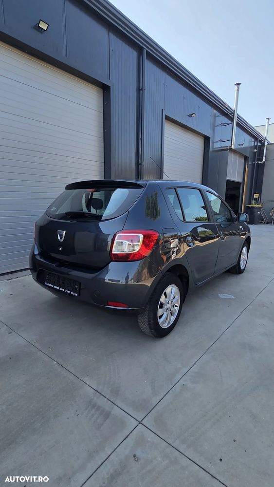 Dacia Sandero 2014 photo 3