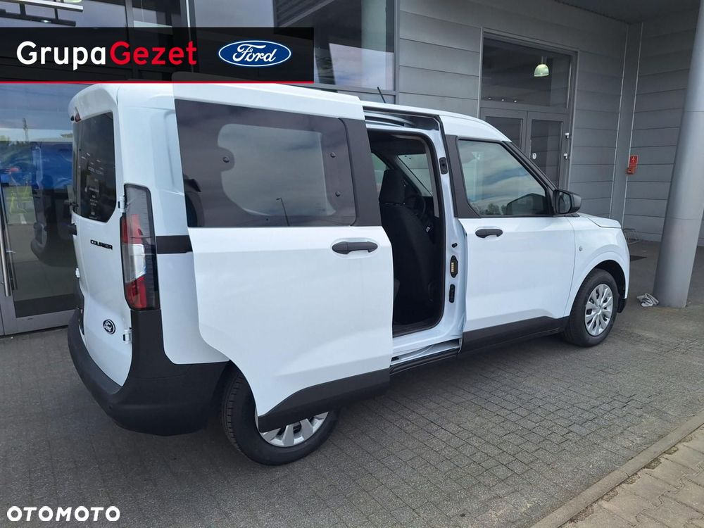 Ford Transit Courier - 4