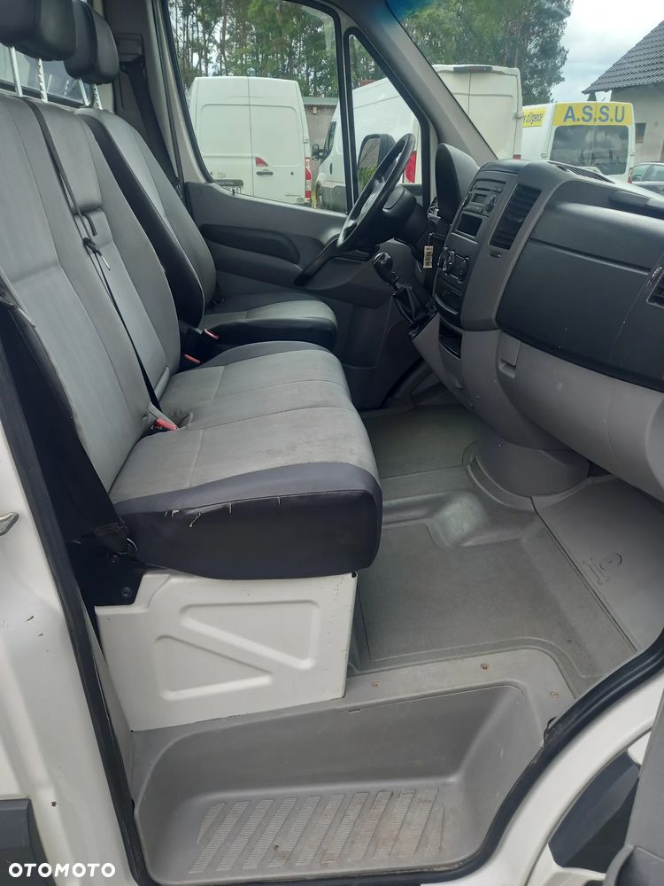 Volkswagen Crafter - 11
