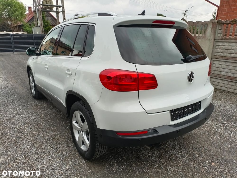 Volkswagen Tiguan 2.0 TDI DPF 4Motion BlueMotion Technology Cup Sport & Style - 4