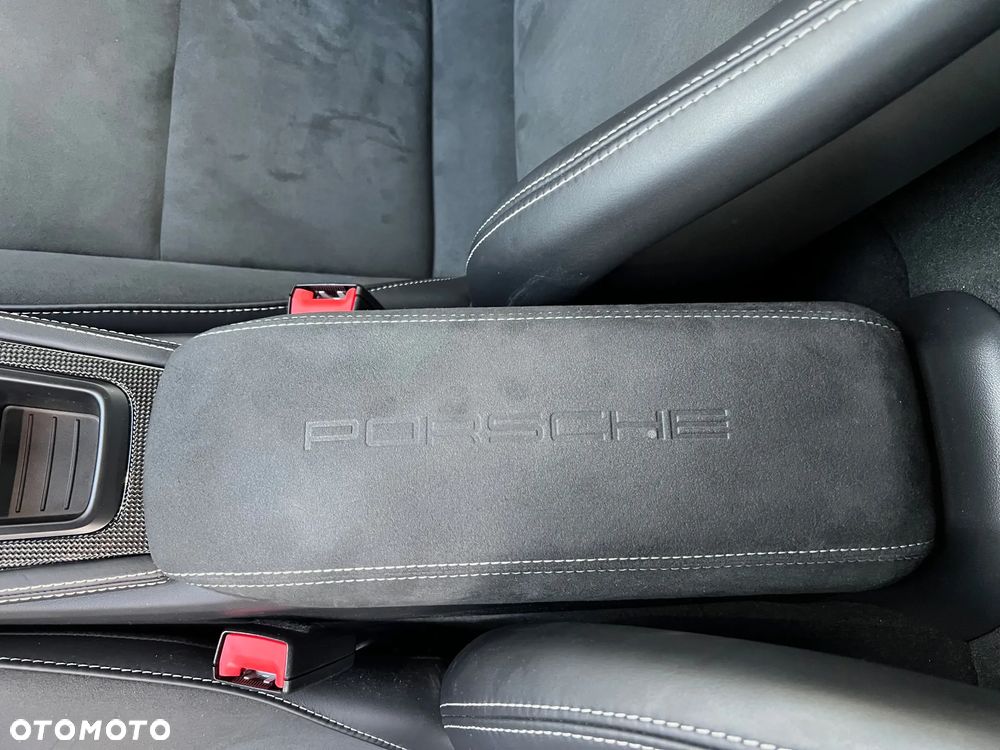 Porsche 718 Cayman GTS 4.0 PDK - 24