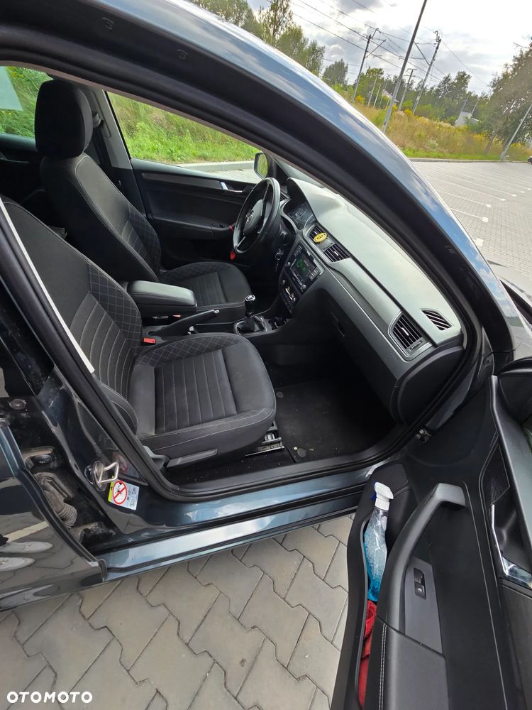 Skoda RAPID 1.0 TSI Style - 11