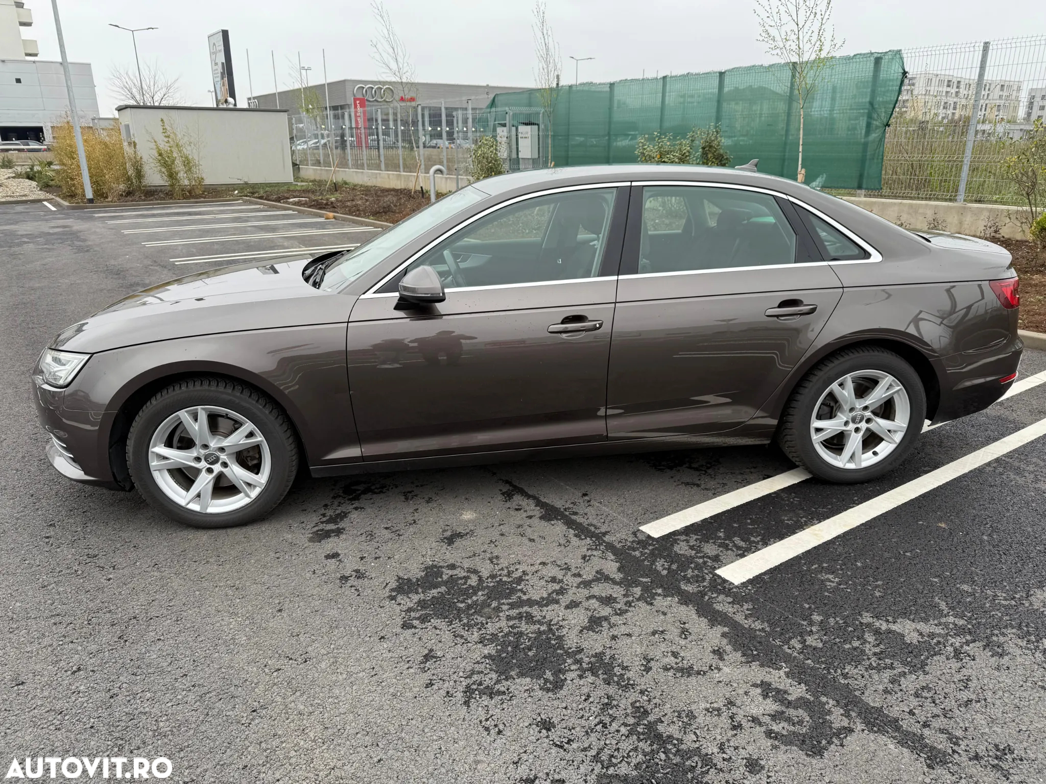 Audi A4 2.0 TDI S tronic - 7