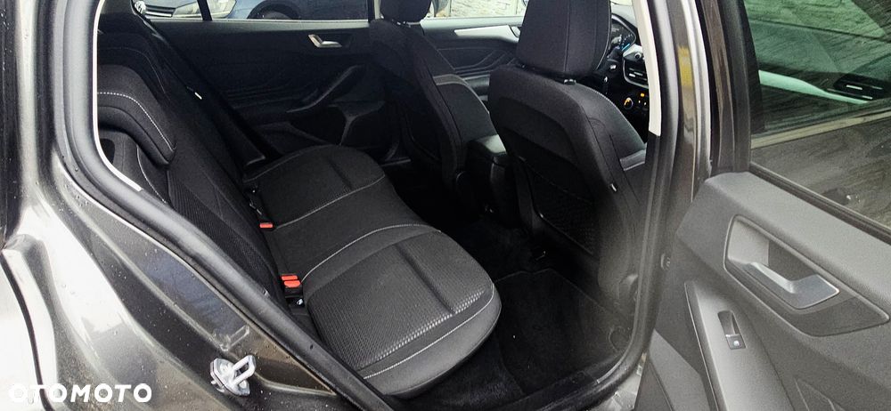 Ford Focus 1.0 EcoBoost Trend ASS PowerShift - 8