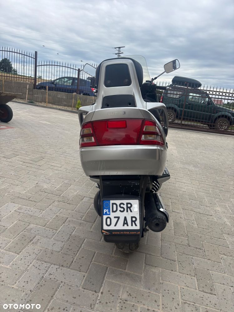 Suzuki Burgman - 4