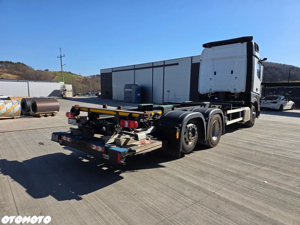 Mercedes-Benz ACTROS - 7