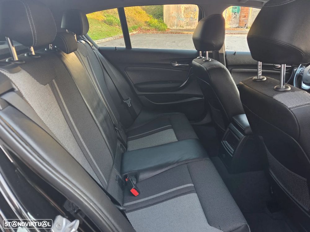 BMW 118 dA Line Urban - 21