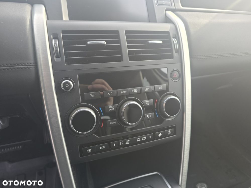 Land Rover Discovery Sport TD4 HSE Luxury - 18