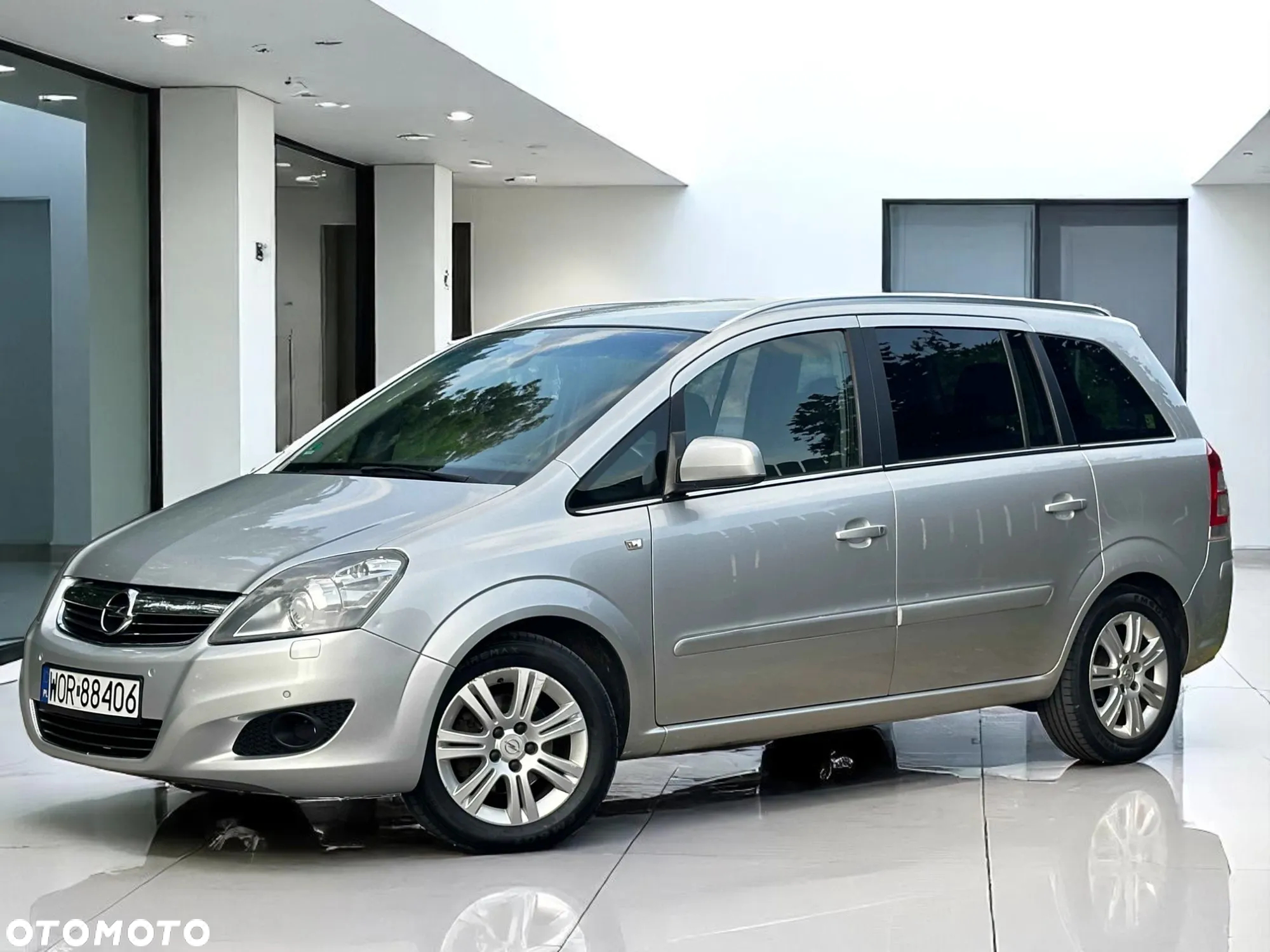Opel Zafira 1.8 Cosmo EU5 - 8