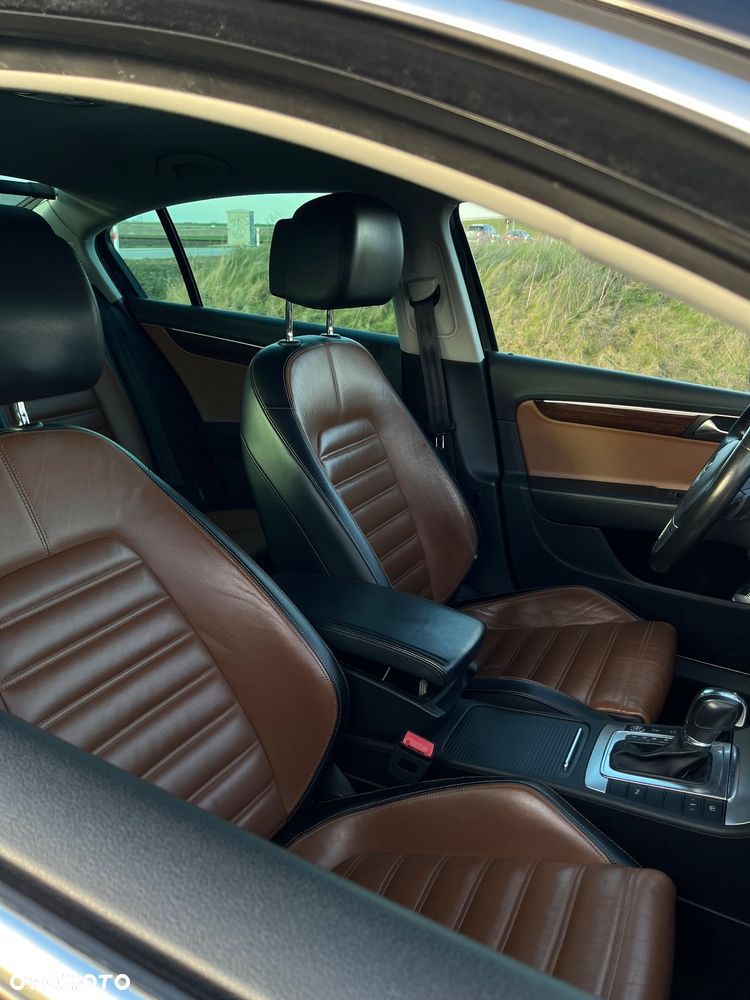 Volkswagen Passat 2.0 TSI Highline DSG - 6