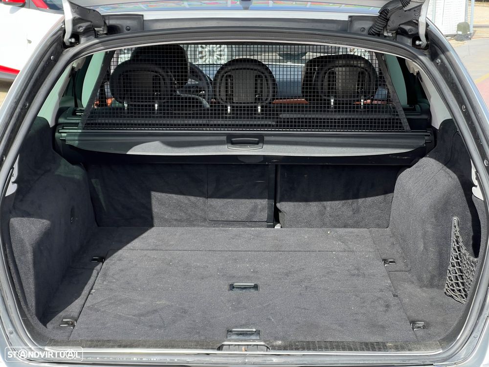 Mercedes-Benz E 220 CDI Auto Avantgarde - 11