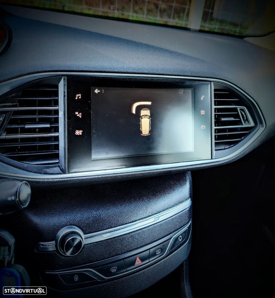 Peugeot 308 1.6 BlueHDi Allure - 11