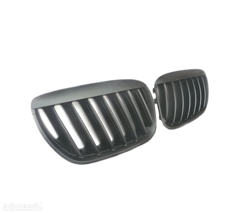 GRELHAS FRONTAIS BMW X5 E53 03-07 PRETAS - 1