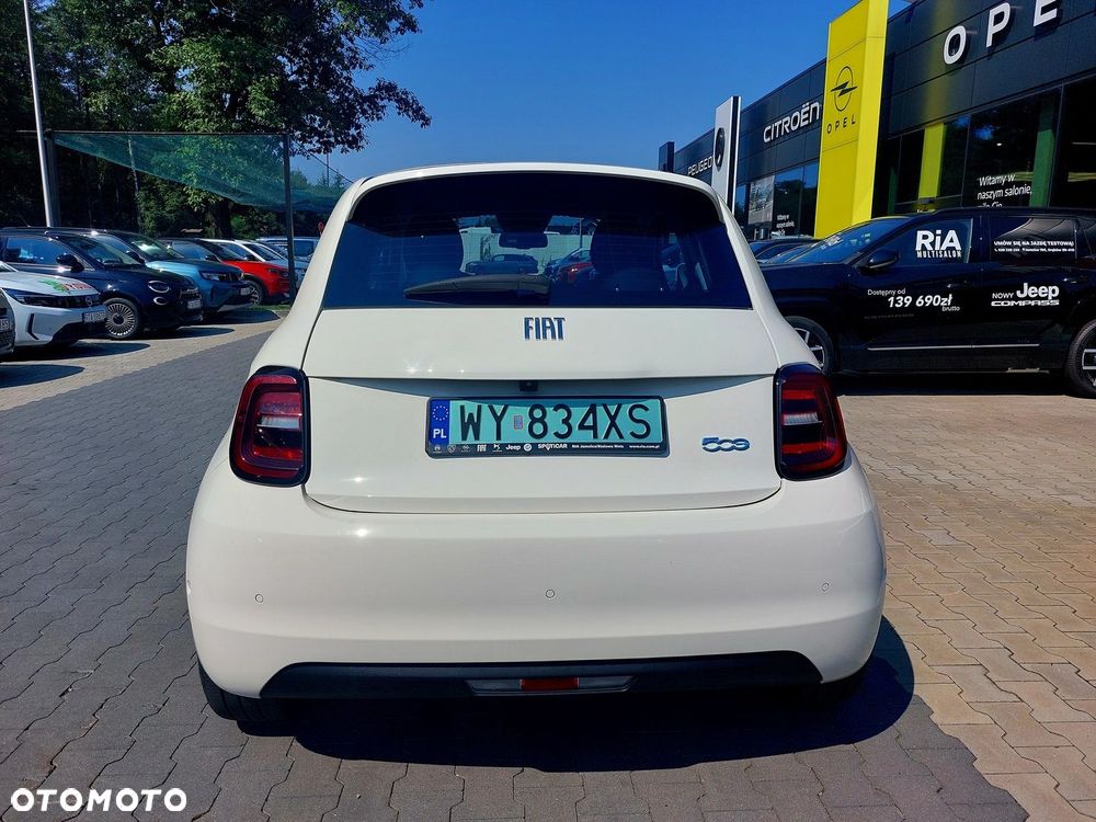 Fiat 500e - 4
