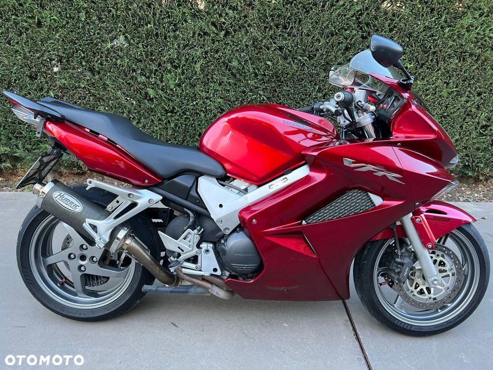 Honda VFR - 1