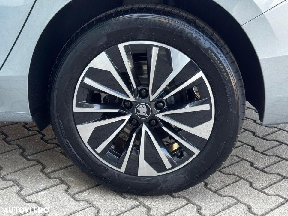 Skoda Superb 2.0 TDI DSG Selection - 37
