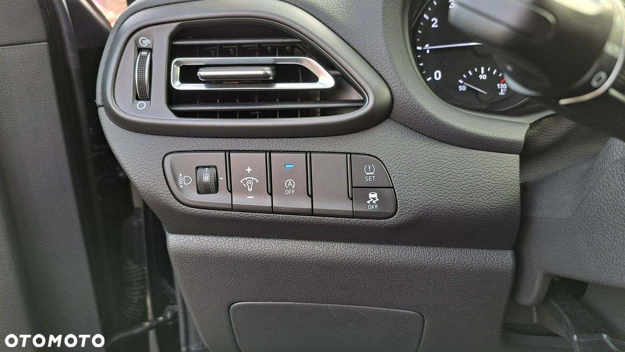 Hyundai i30 - 17