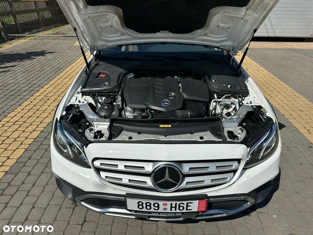 Mercedes-Benz Klasa E 220 d 4-Matic All-Terrain - 4
