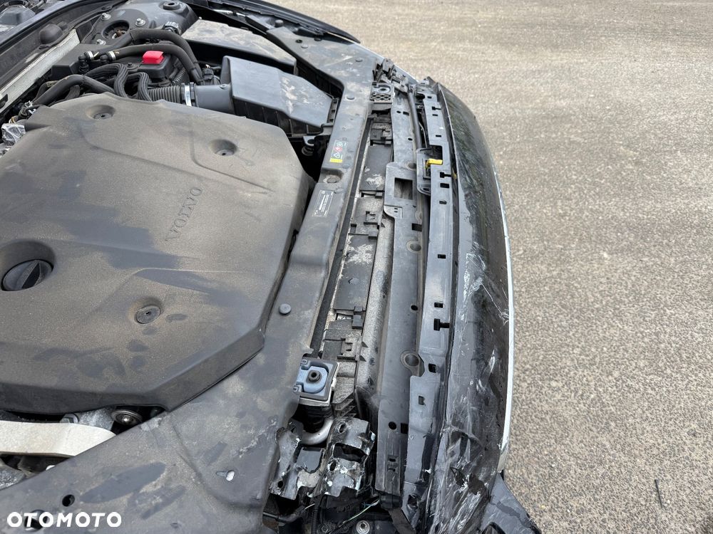 Volvo V60 B4 D Geartronic Momentum - 24