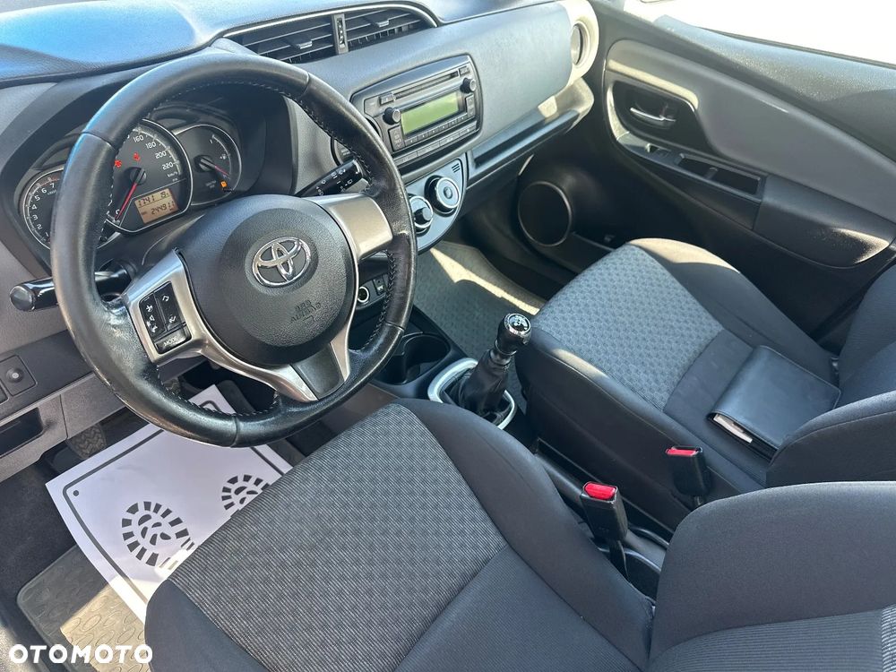 Toyota Yaris 1.33 Active - 24