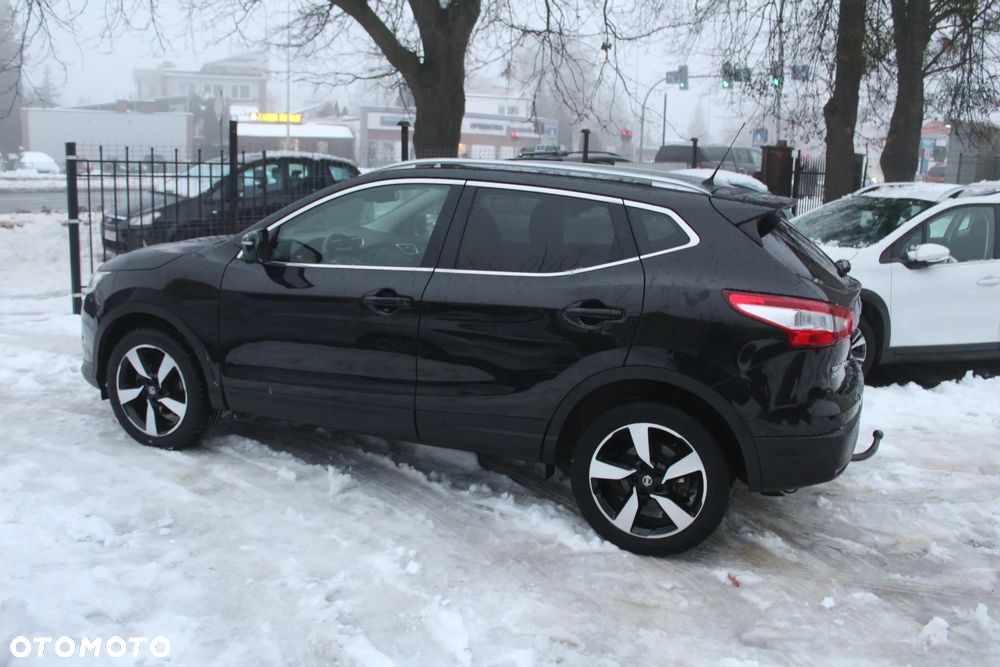 Nissan Qashqai 1.2 DIG-T TEKNA+ - 2