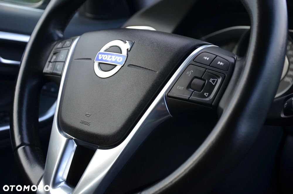 Volvo V60 D2 Drive-E Momentum - 20