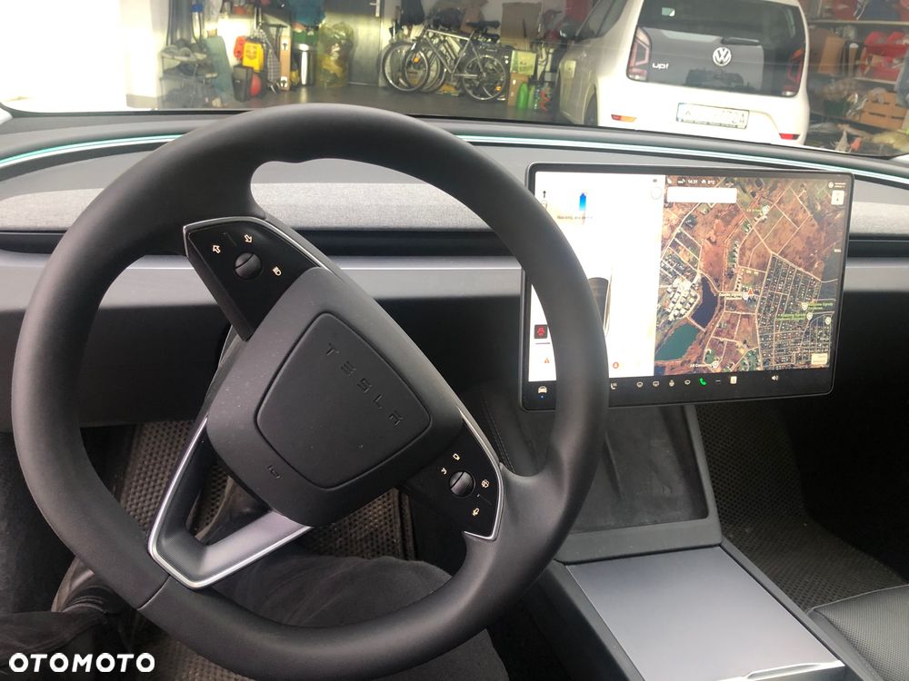 Tesla Model 3 Standard Reichweite Plus Hinterradantrieb - 4