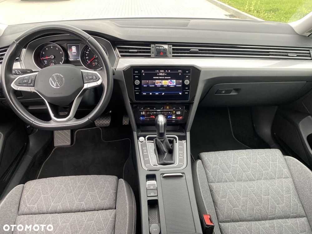 Volkswagen Passat Variant - 12