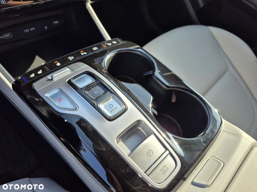 Hyundai Tucson 1.6 T-GDi Platinum 4WD DCT - 11