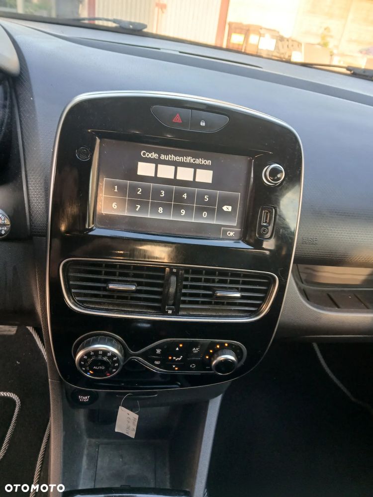 Renault Clio 1.5 dCi Energy Alize - 13