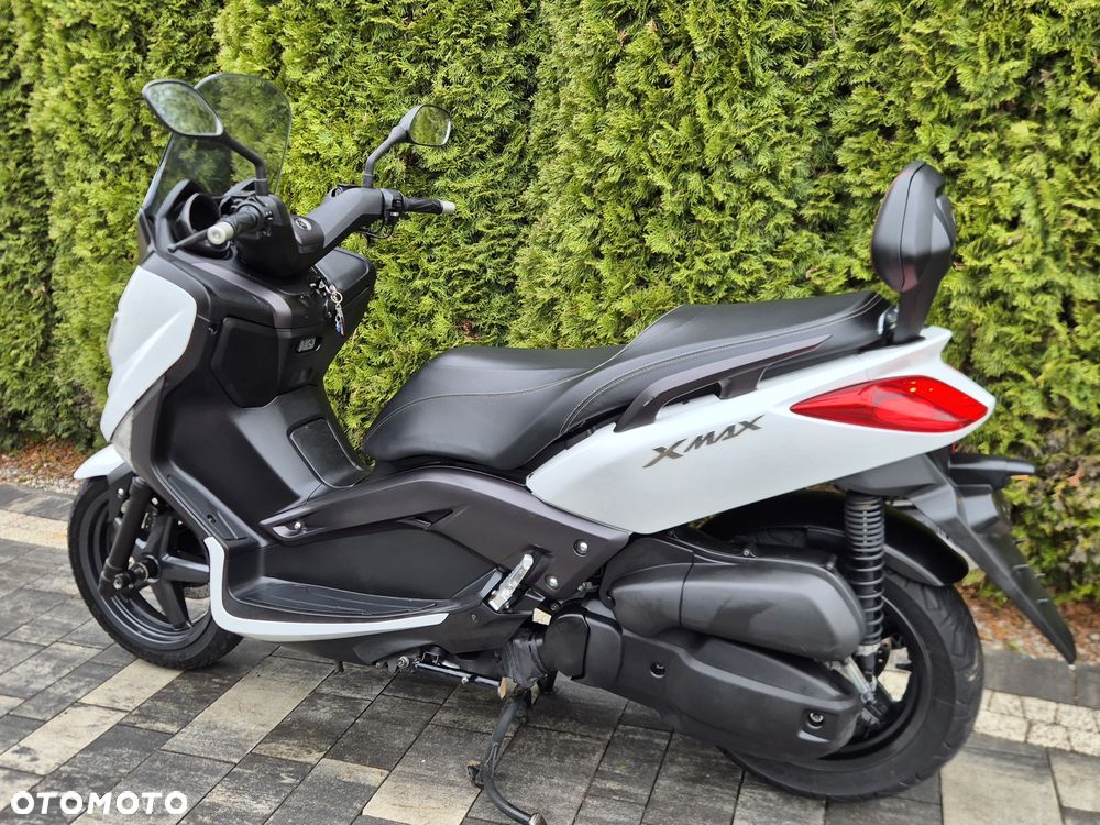 Yamaha X-max - 6