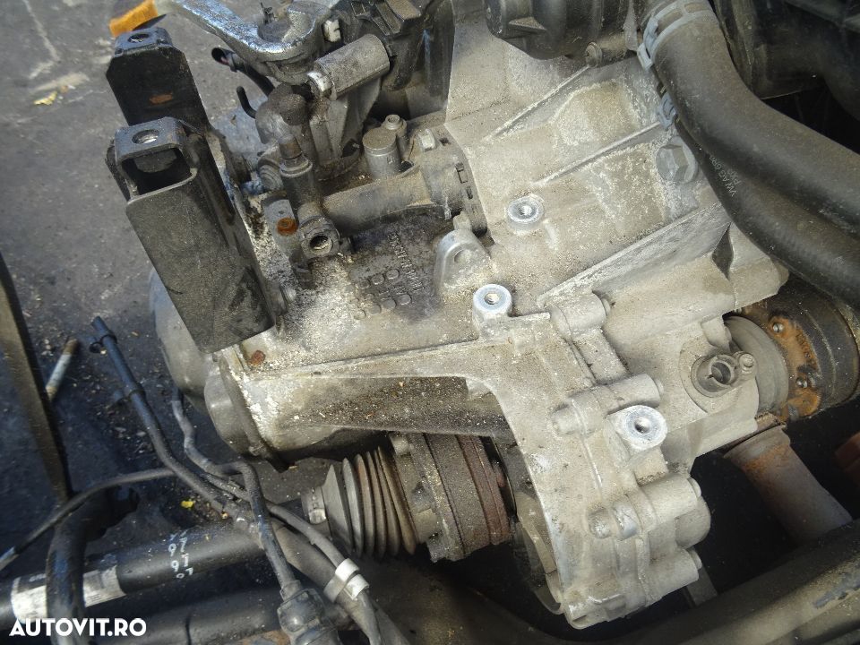 Cutie viteze Volkswagen Polo 1.2 benizna CGP din 2012 - 1