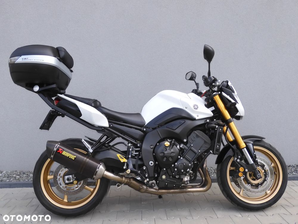 Yamaha FZ8 - 11