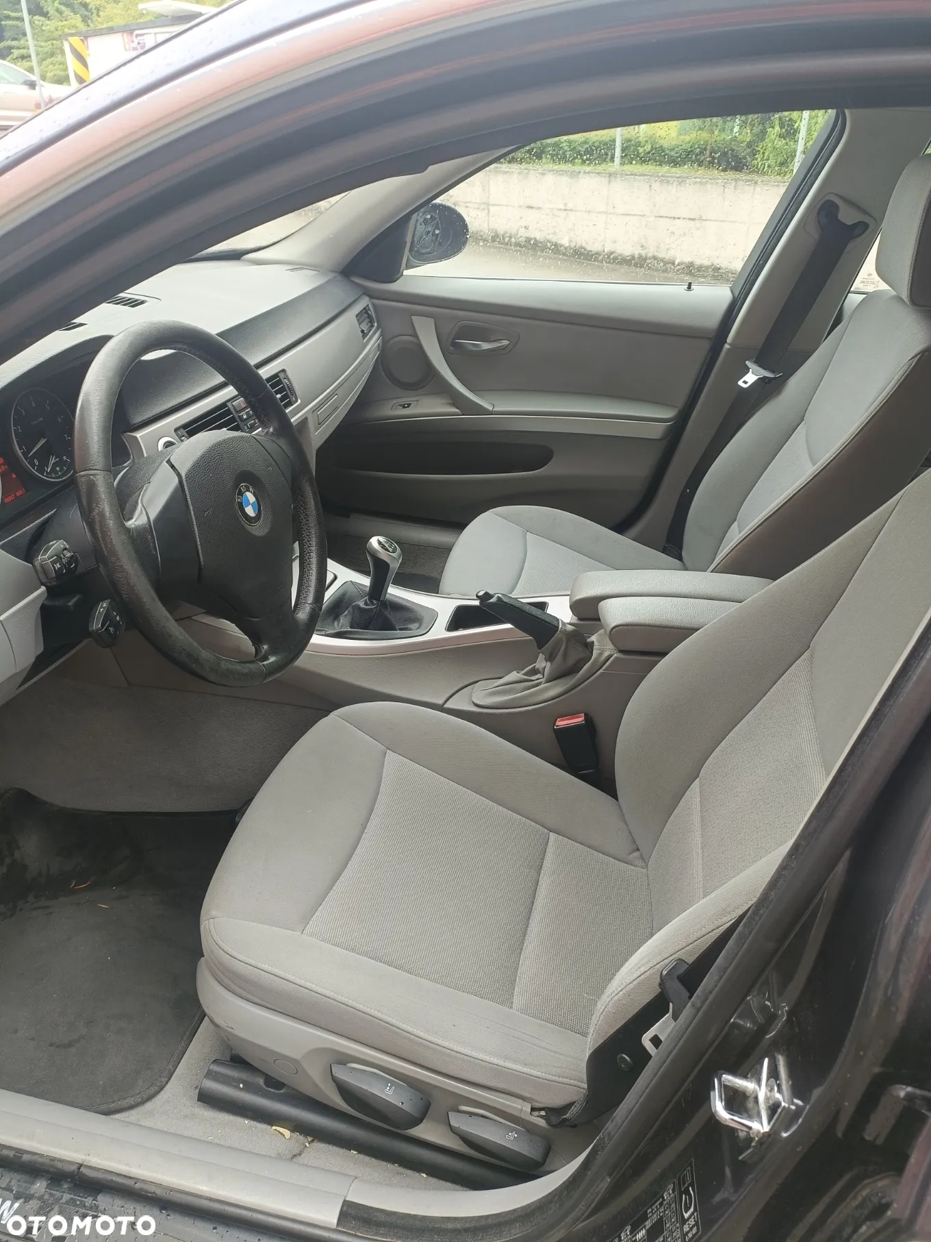 BMW Seria 3 325i - 11