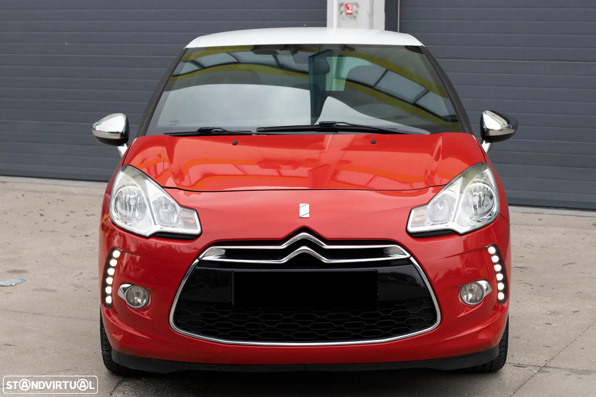 Citroën DS3 1.6 e-HDi So Chic - 3