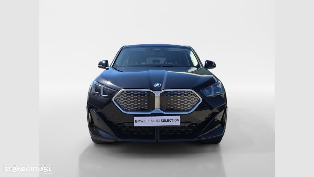 BMW ix2 eDrive20 - 6