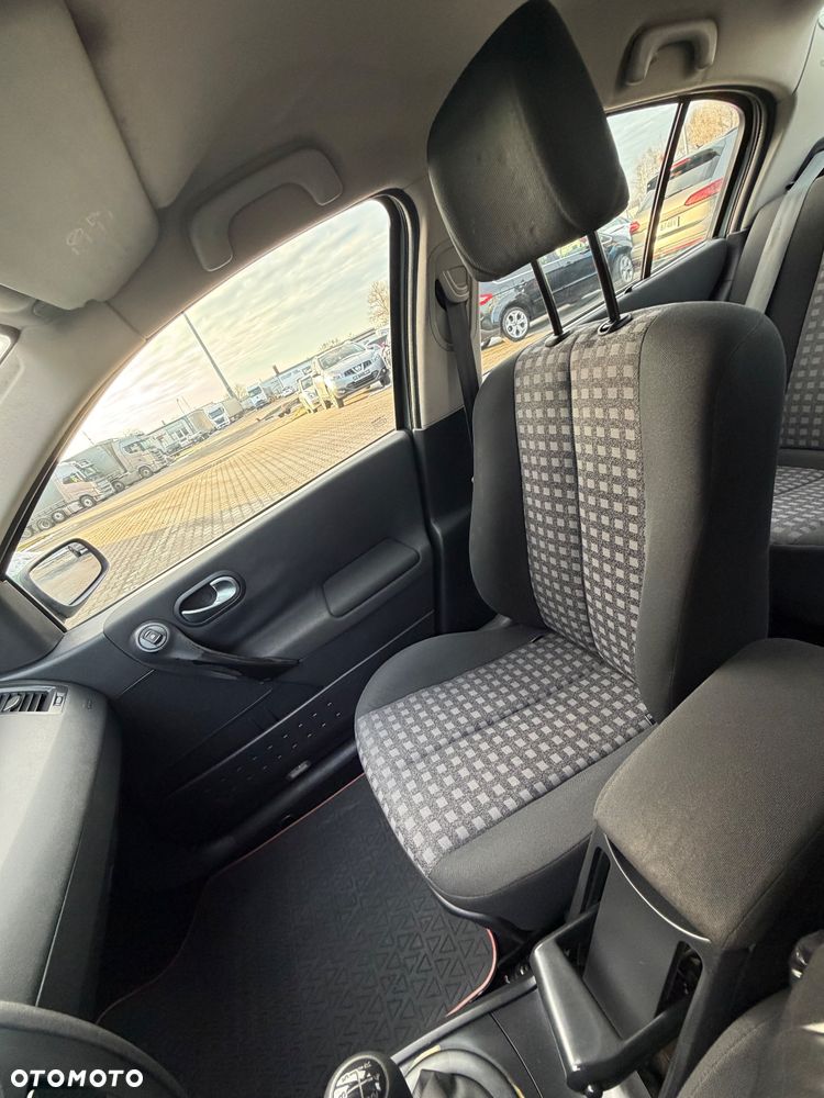 Renault Megane 1.4 Authentique - 6