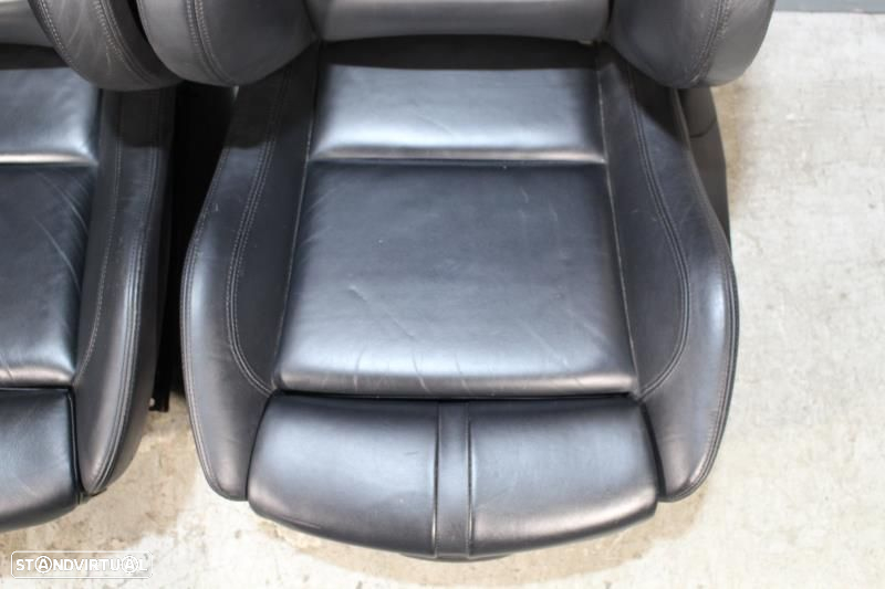 Bancos da Frente BMW M3 E92 em Pele - 5