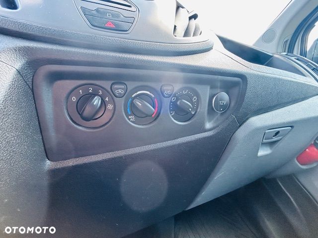 Ford Transit Kombi L2H3 Trend - 27