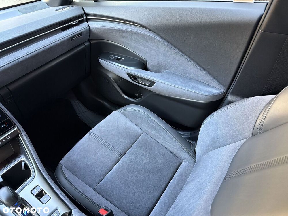 Lexus LBX 1.5 Hybrid Original Edition - 19
